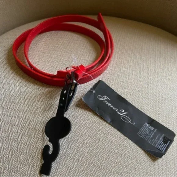 Forever 21 Women’s Skinny Red Belt. Size S/M - Picture 1 of 6